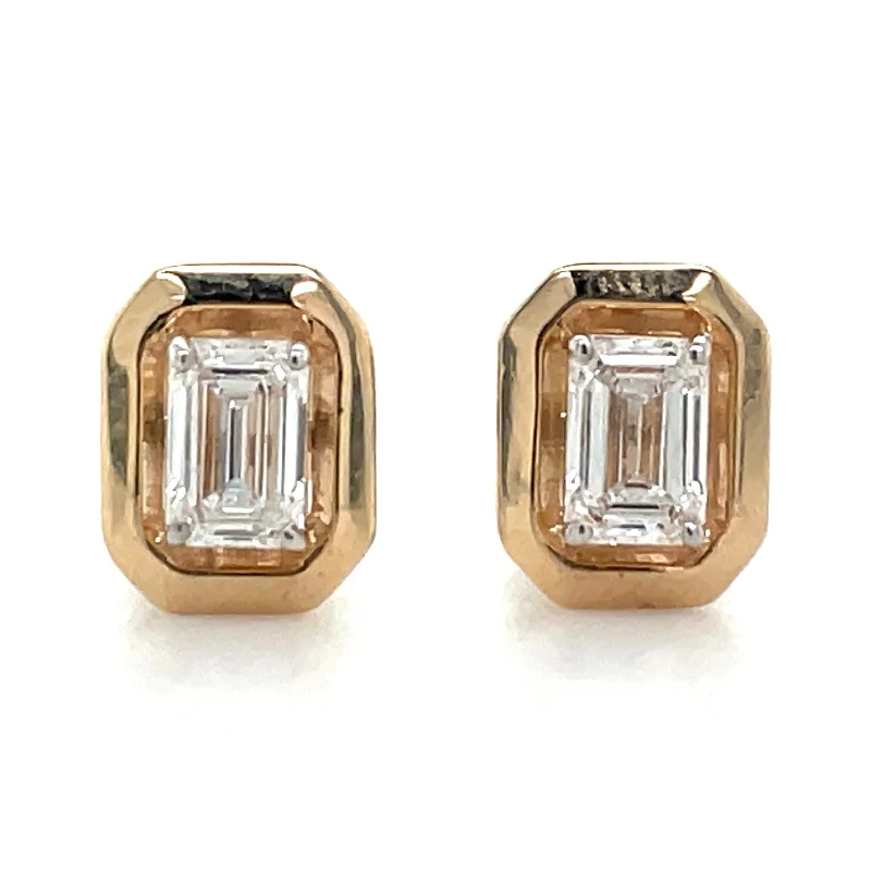 Dot accent earrings-14ct Yellow Gold Laboratory Grown Emerald Cut Diamond Screw Back Earrings