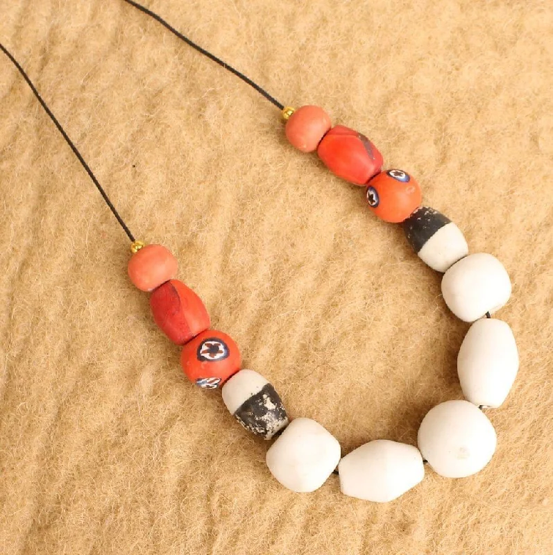 Fringe drop necklaces-Ceramic Beaded Necklace White