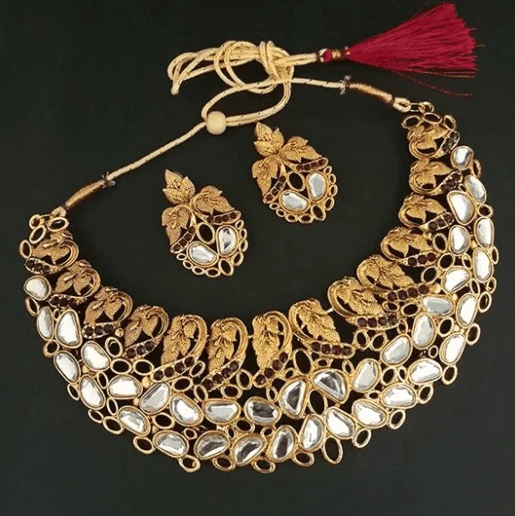 Tennis chain necklaces-Gold Plated Kundan Necklace Set