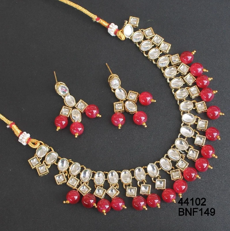 Opal pendant necklaces-Nuri Kundan Necklace Set