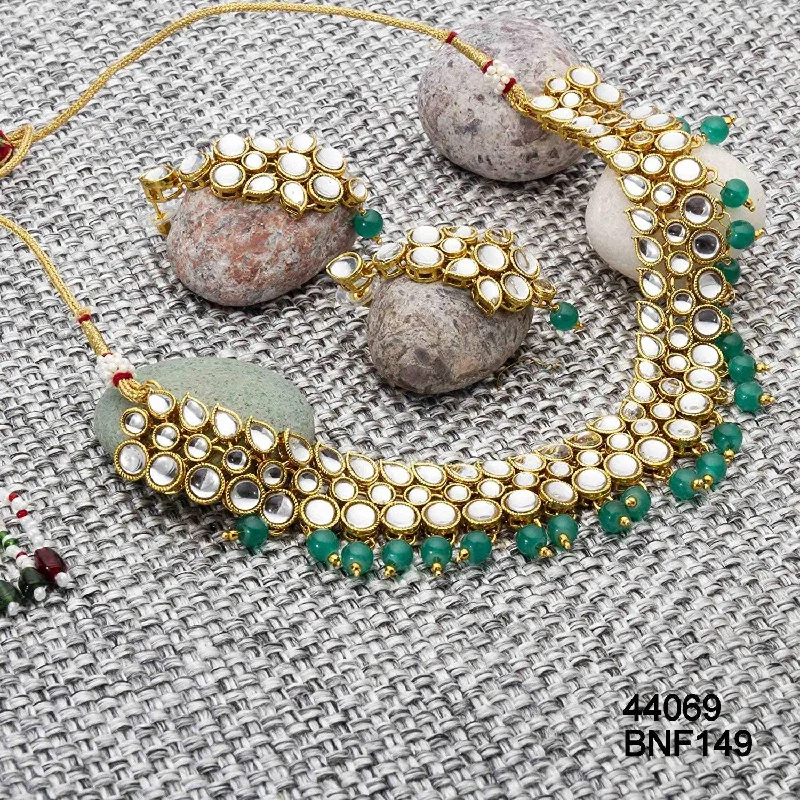 Heart motif necklaces-Sanskriti Kundan Necklace Set